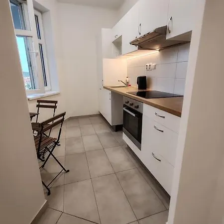 Star With Terrace 2c