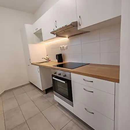 Star With Terrace 2c شقة برنو